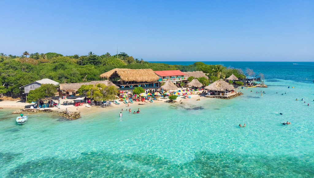 Santa Cruz Island beach,Best Beaches in the Philippines - World Pinoy Flights Blog