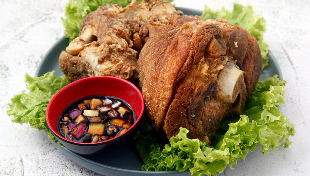 Crispy Pata,Filipino Dishes - World Pinoy Flights Blog