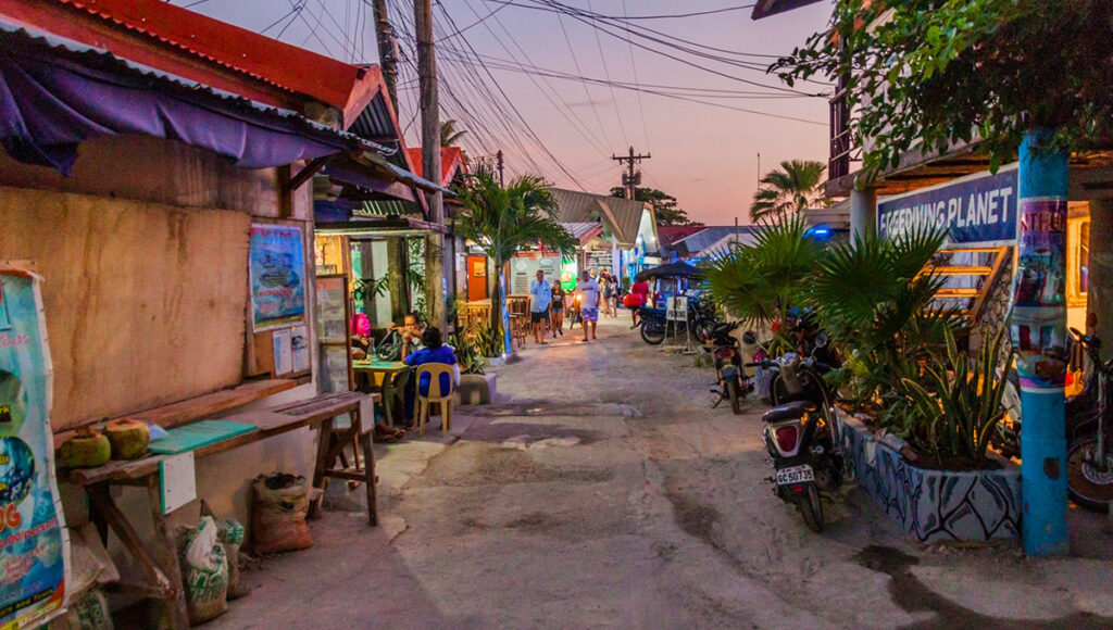 Admire Moalboal Towns Sardine Run,Things to do in Cebu City - World Pinoy Flights Blog