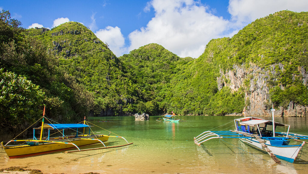 Caramoan Peninsula National Park,National Parks In The Philippines - World Pinoy Flights Blog