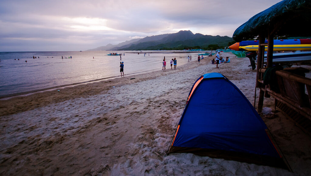 Laiya Beach,Beaches Near Manila - World Pinoy Flights Blog