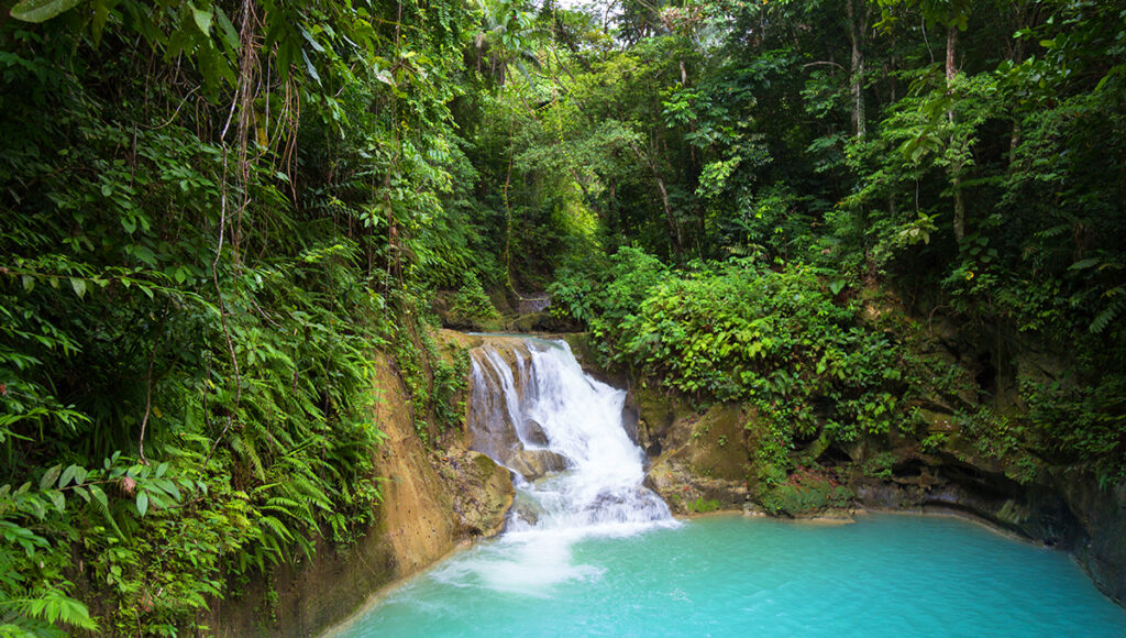 Mag aso Falls,Things to do in Bacolod - World Pinoy Flights Blog