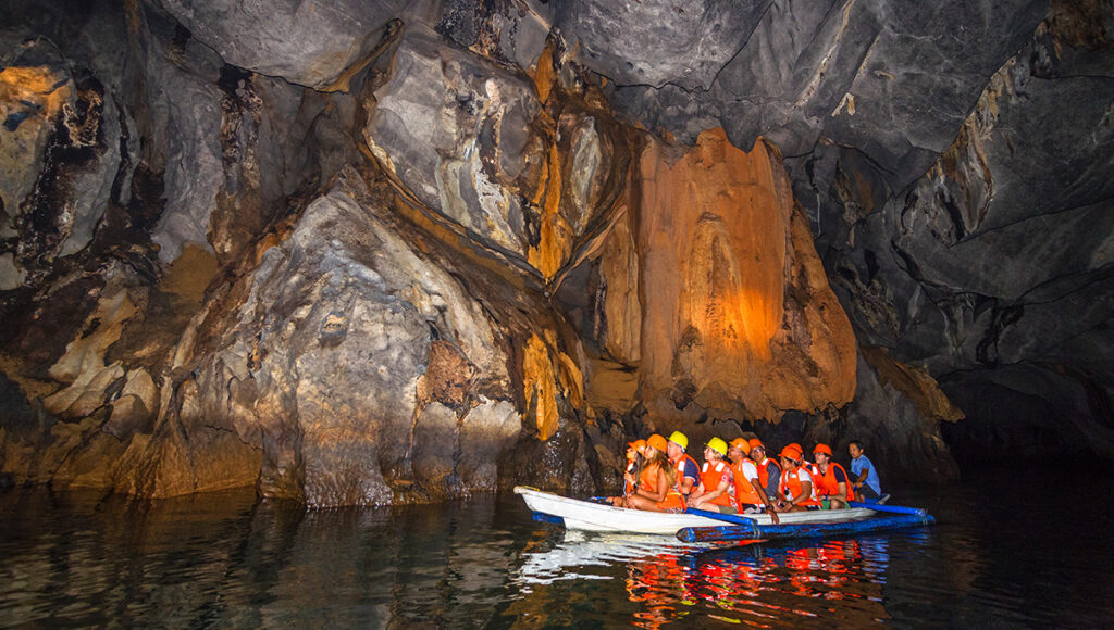 Palawan Underground River,Things to Do in Puerto Princesa - World Pinoy Flights Blog