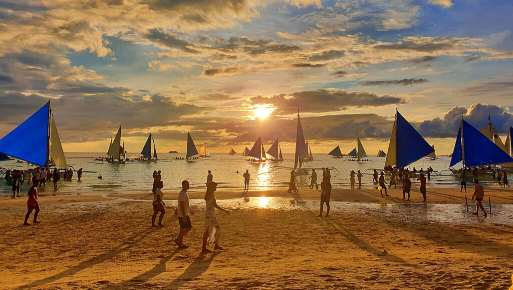 Boracay Beach, Things to Do in Boracay - World Pinoy Flights Blog