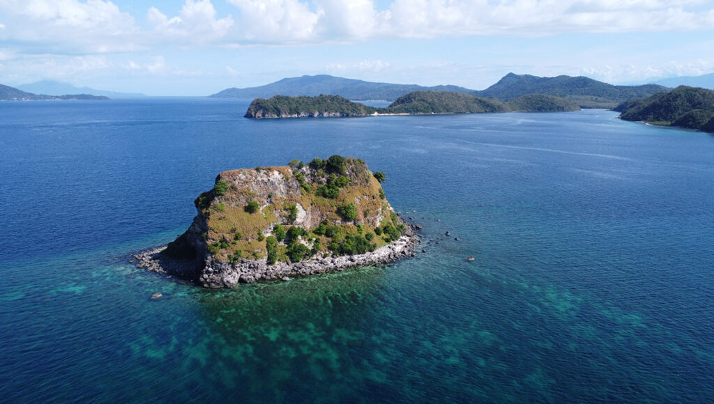 Anilao Batangas regarded as the best beach in Batangas for diving and marine life