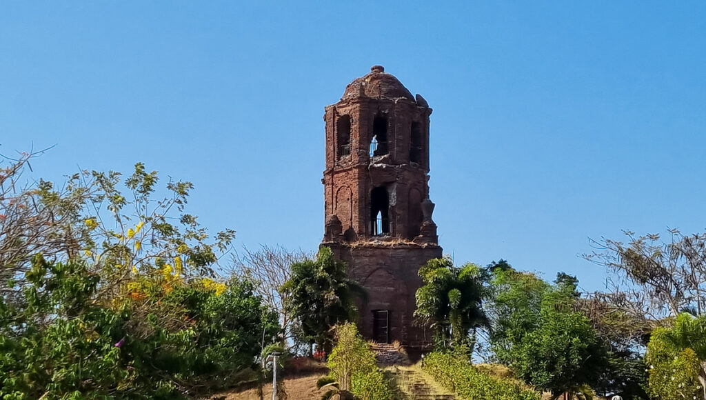 Old bell tower of the city of Bantay. Philippines-vigan tourist spots