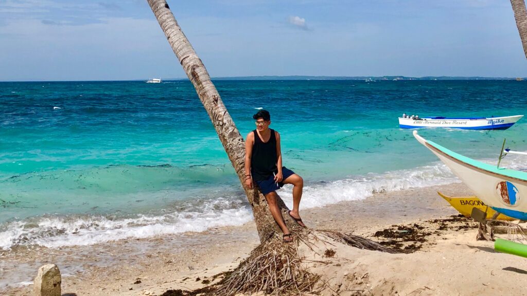 Getting Around the Philippines: Scenic island views and tropical landscapes for travellers